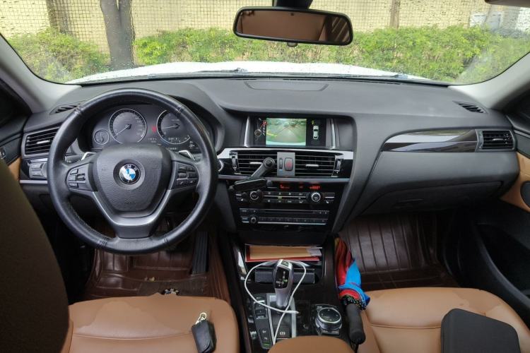 Used BMW X4 2014 xDrive20i X Design Package Center Console