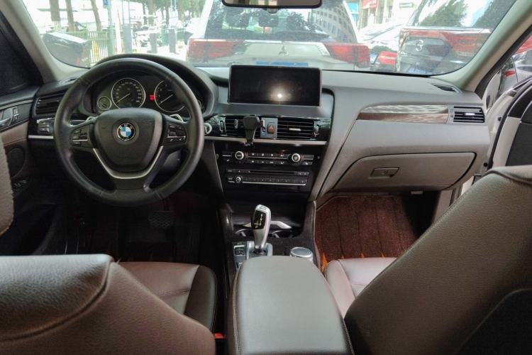 Used BMW X4 2014 xDrive20i X Design Package Center Console
