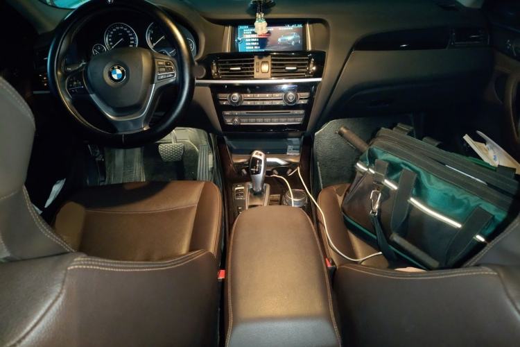 Used BMW X4 2014 xDrive20i X Design Package Center Console