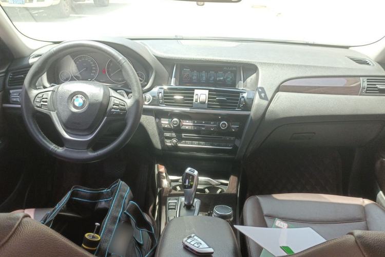 Used BMW X4 2014 xDrive20i X Design Package Center Console