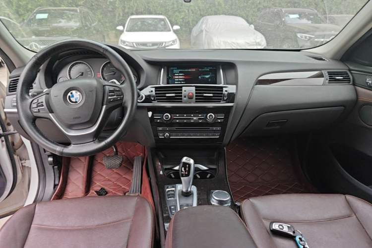 Used BMW X4 2014 xDrive20i X Design Package Center Console
