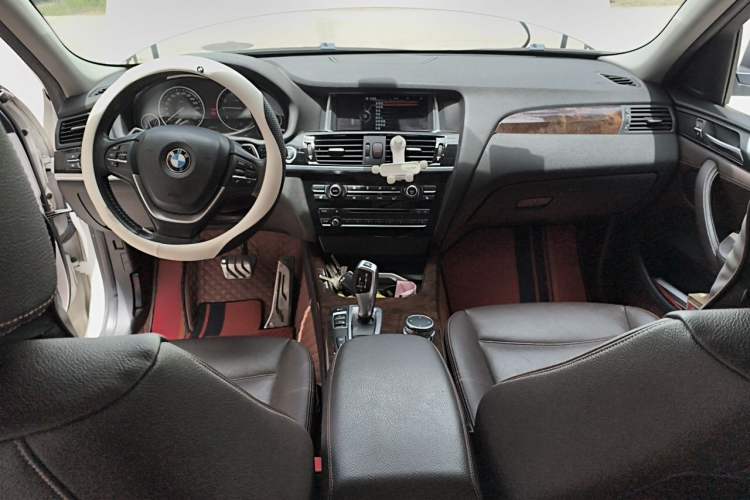 Used BMW X4 2014 xDrive20i X Design Package Center Console