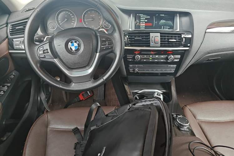 Used BMW X4 2014 xDrive20i X Design Package Center Console