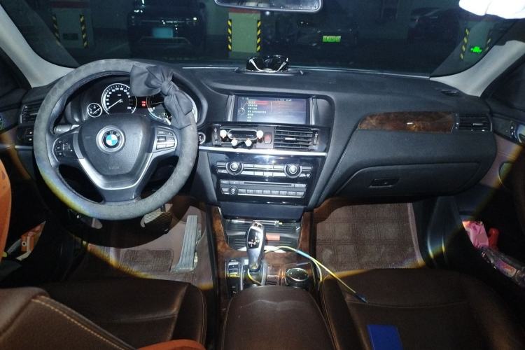 Used BMW X4 2014 xDrive20i X Design Package Center Console