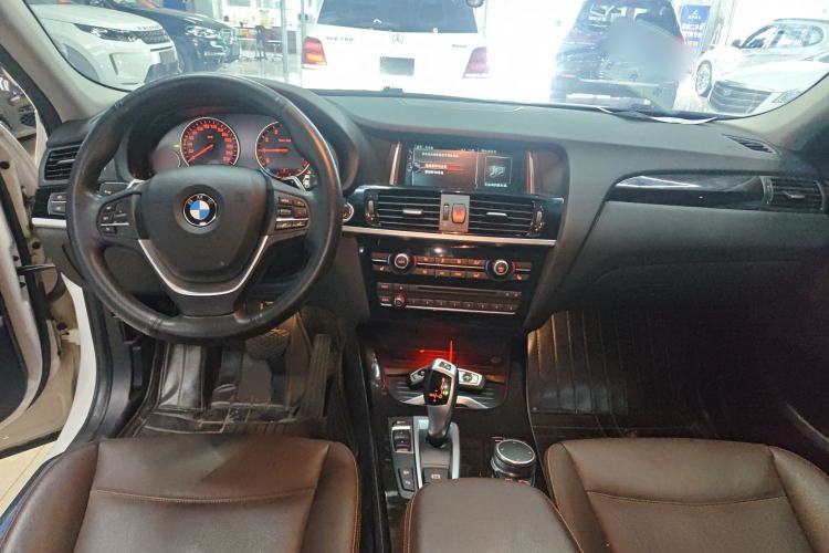 Used BMW X4 2014 xDrive20i X Design Package Center Console
