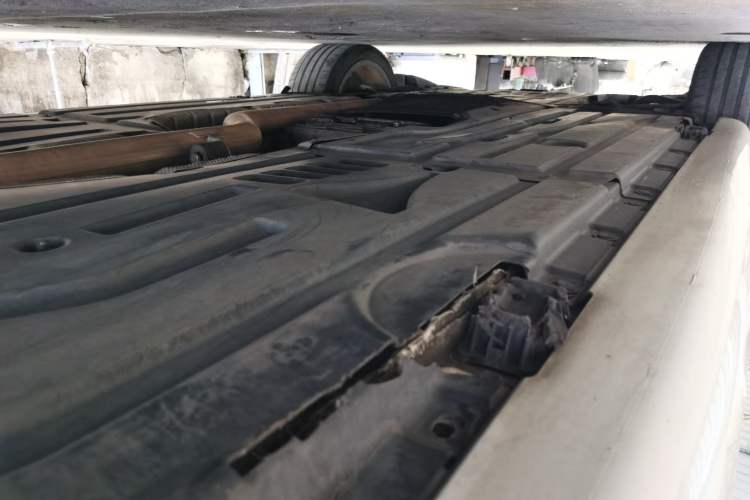 Used BMW X4 2014 xDrive35i M Sport model Chassis Rear Left