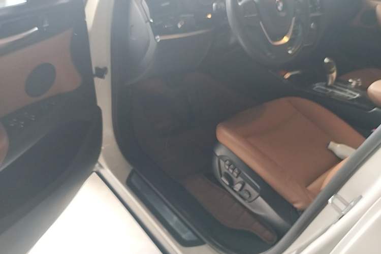 Used BMW X4 2014 xDrive20i X Design Package Driver Seat