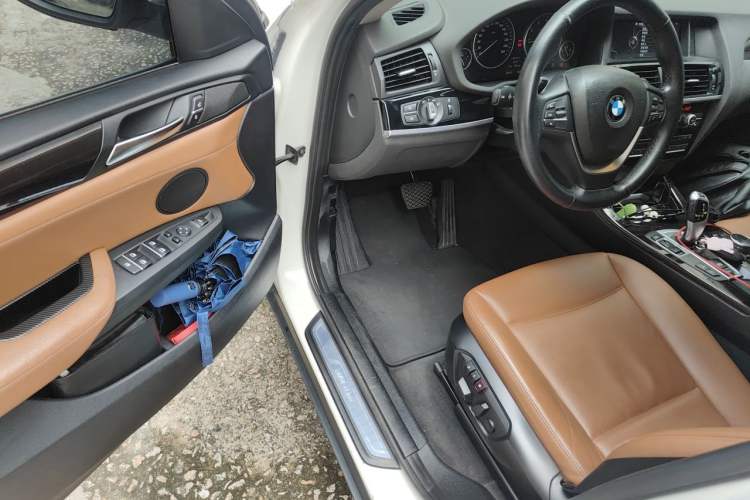 Used BMW X4 2014 xDrive20i X Design Package Driver Seat