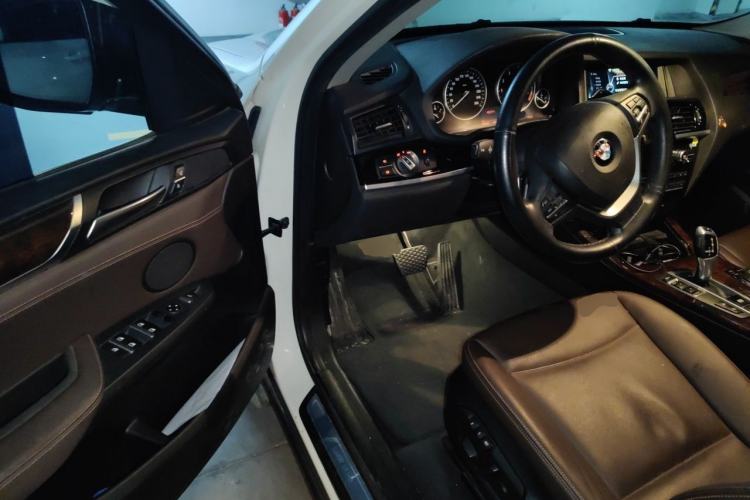 Used BMW X4 2014 xDrive20i X Design Package Driver Seat