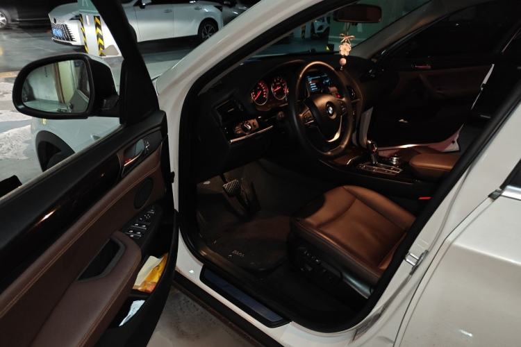Used BMW X4 2014 xDrive20i X Design Package Driver Seat