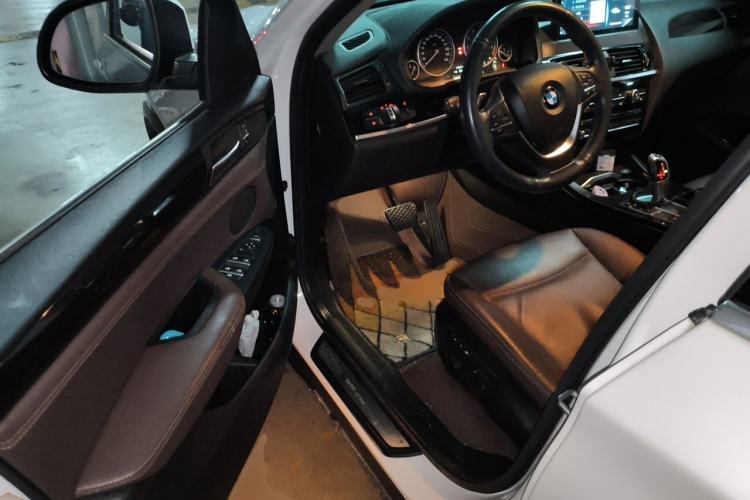 Used BMW X4 2014 xDrive20i X Design Package Driver Seat