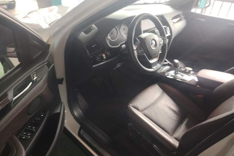 Used BMW X4 2014 xDrive20i X Design Package Driver Seat