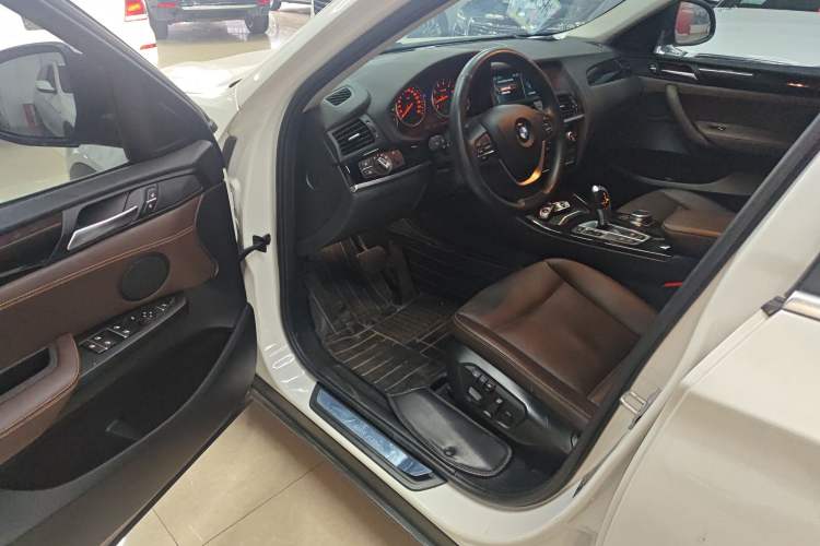 Used BMW X4 2014 xDrive20i X Design Package Driver Seat