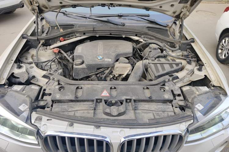 Used BMW X4 2014 xDrive20i X Design Package Engine Bay