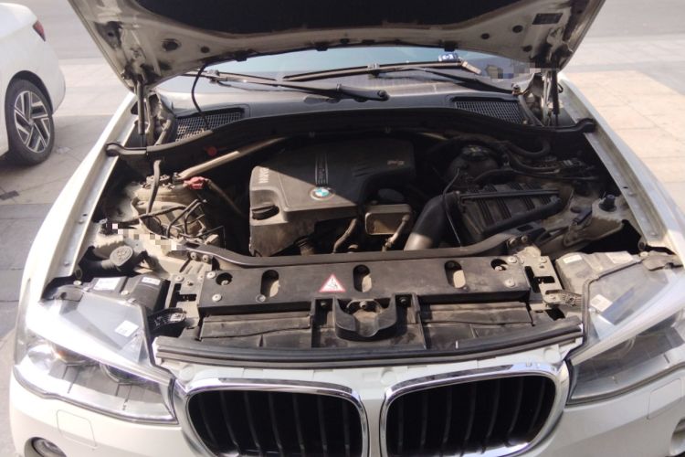 Used BMW X4 2014 xDrive20i X Design Package Engine Bay