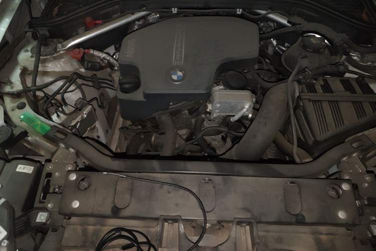 Used BMW X4 2014 xDrive20i X Design Package Engine Bay