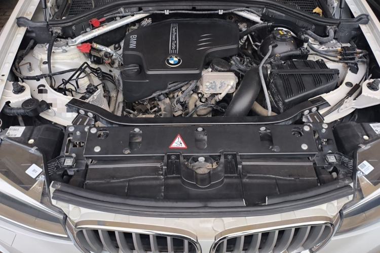 Used BMW X4 2014 xDrive20i X Design Package Engine Bay