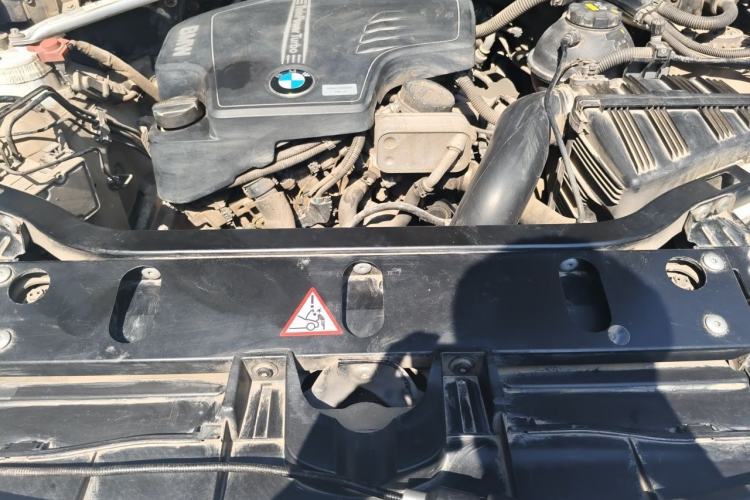Used BMW X4 2014 xDrive20i X Design Package Engine Bay