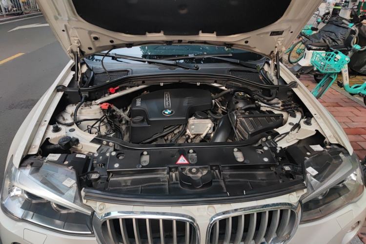 Used BMW X4 2014 xDrive20i X Design Package Engine Bay