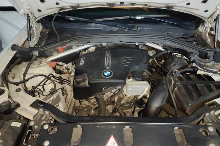 Used BMW X4 2014 xDrive20i X Design Package Engine Bay