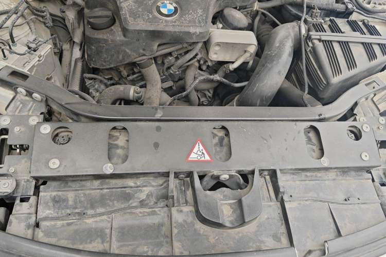 Used BMW X4 2014 xDrive20i X Design Package Engine Bay