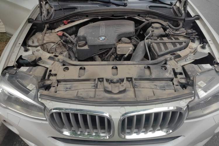 Used BMW X4 2014 xDrive20i X Design Package Engine Bay