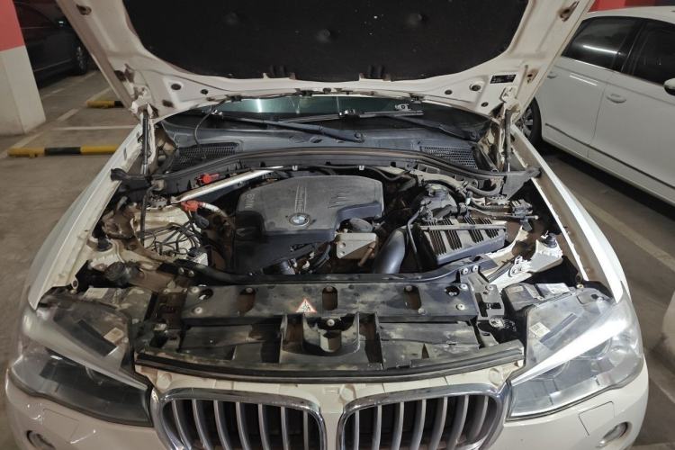 Used BMW X4 2014 xDrive20i X Design Package Engine Bay