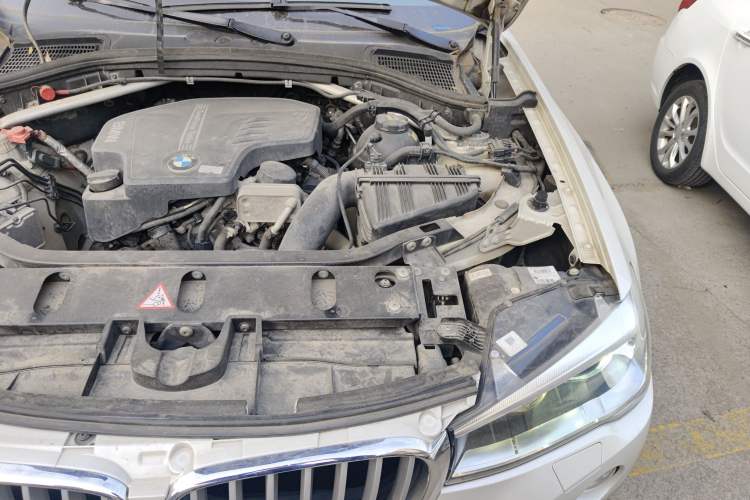 Used BMW X4 2014 xDrive20i X Design Package Engine Bay Left