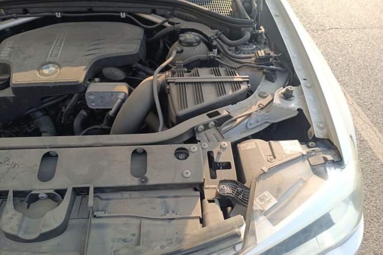 Used BMW X4 2014 xDrive20i X Design Package Engine Bay Left