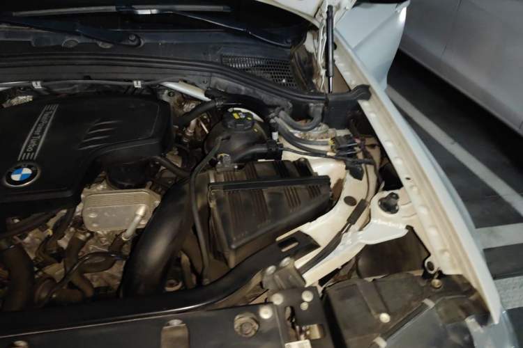 Used BMW X4 2014 xDrive20i X Design Package Engine Bay Left