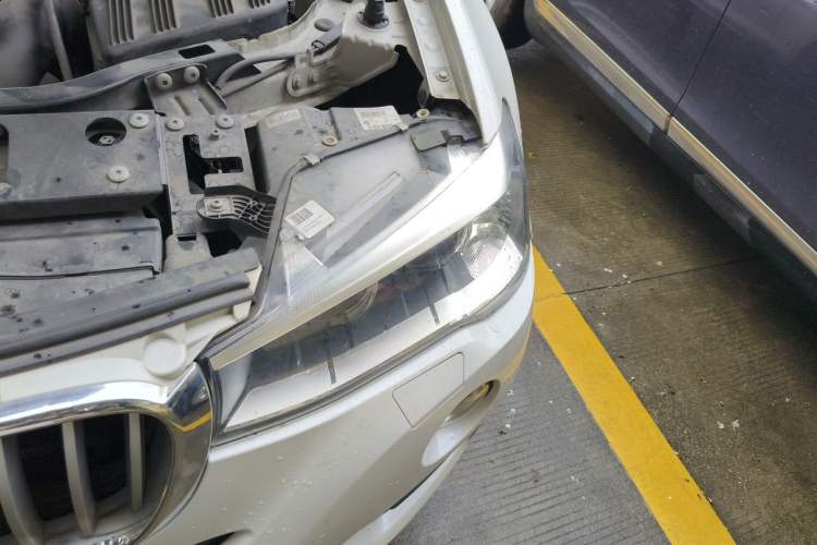 Used BMW X4 2014 xDrive20i X Design Package Engine Bay Left
