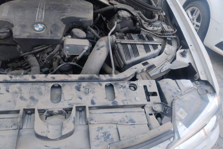 Used BMW X4 2014 xDrive20i X Design Package Engine Bay Left