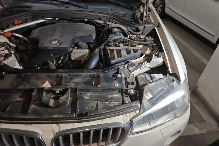 Used BMW X4 2014 xDrive20i X Design Package Engine Bay Left