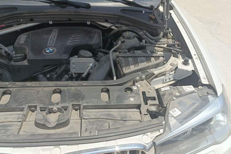Used BMW X4 2014 xDrive20i X Design Package Engine Bay Left