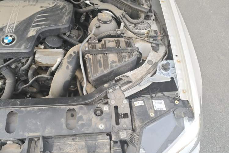 Used BMW X4 2014 xDrive20i X Design Package Engine Bay Left