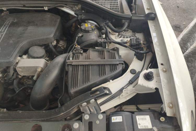 Used BMW X4 2014 xDrive20i X Design Package Engine Bay Left