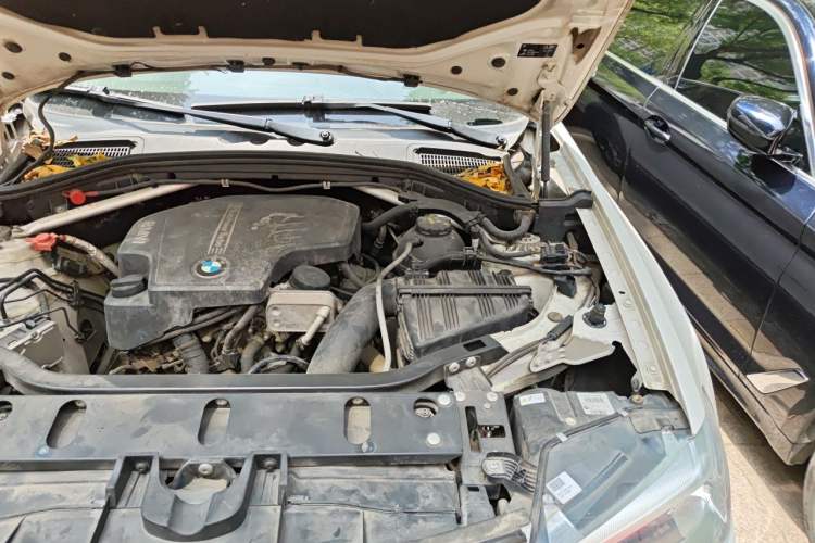 Used BMW X4 2014 xDrive20i X Design Package Engine Bay Left