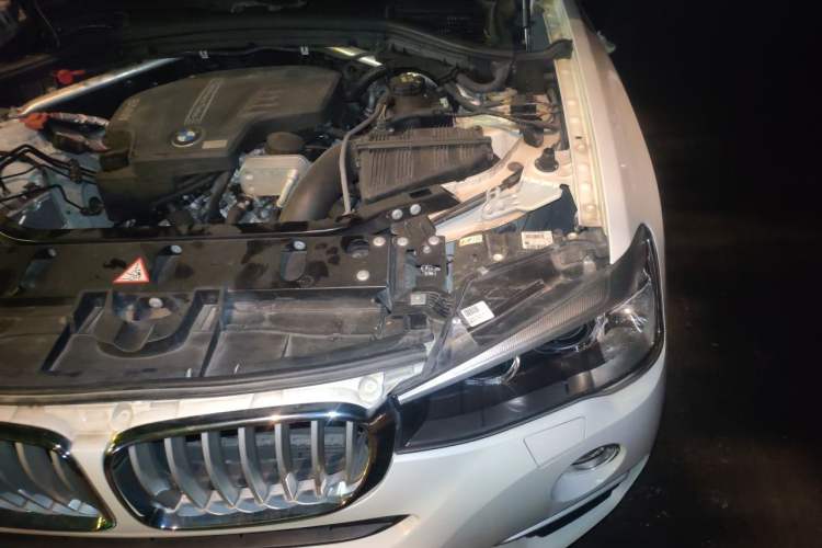 Used BMW X4 2014 xDrive20i X Design Package Engine Bay Left