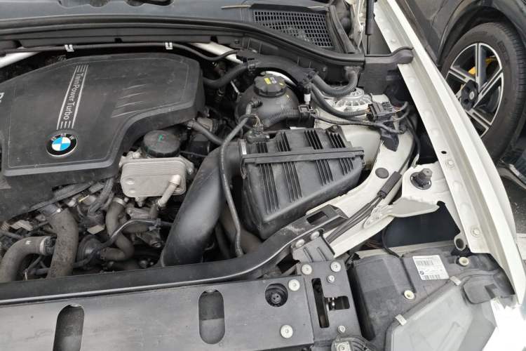 Used BMW X4 2014 xDrive20i X Design Package Engine Bay Left
