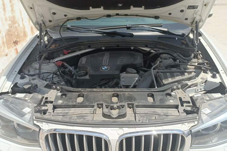 Used BMW X4 2014 xDrive20i X Design Package Engine Bay