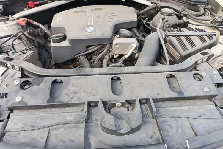 Used BMW X4 2014 xDrive20i X Design Package Engine Bay