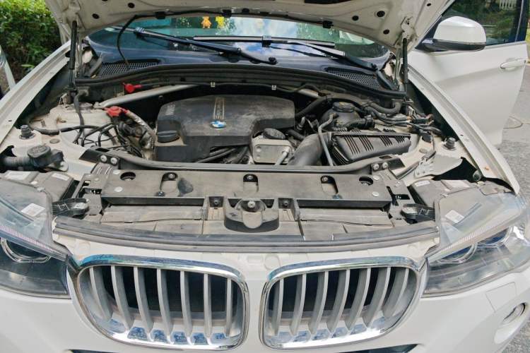 Used BMW X4 2014 xDrive20i X Design Package Engine Bay
