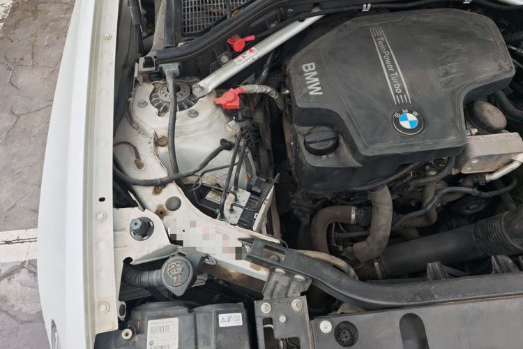 Used BMW X4 2014 xDrive20i X Design Package Engine Bay Right
