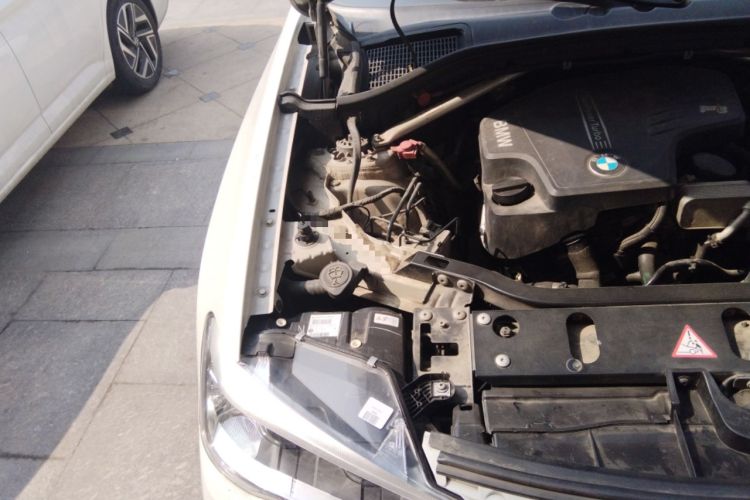 Used BMW X4 2014 xDrive20i X Design Package Engine Bay Right