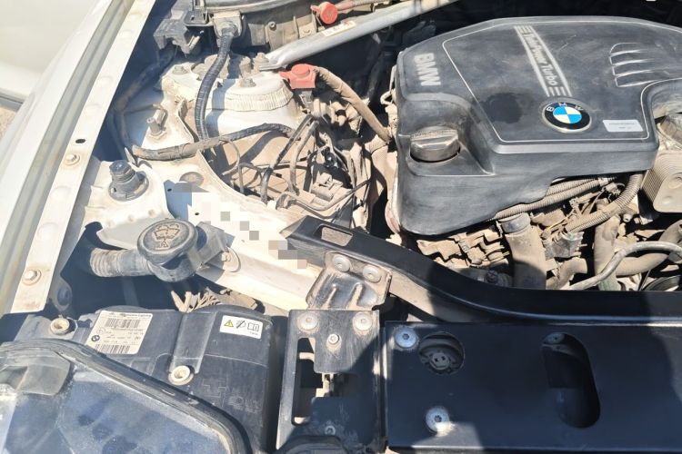 Used BMW X4 2014 xDrive20i X Design Package Engine Bay Right