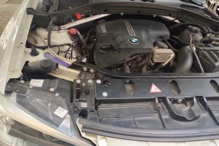 Used BMW X4 2014 xDrive28i M Sport Edition Engine Bay Right