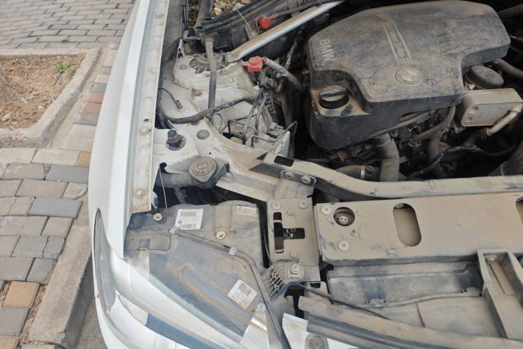 Used BMW X4 2014 xDrive20i X Design Package Engine Bay Right