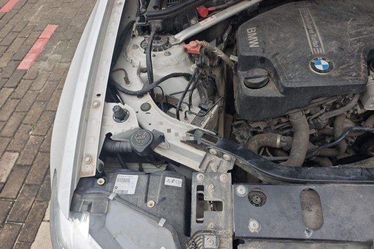 Used BMW X4 2014 xDrive28i Leading Model Engine Bay Right