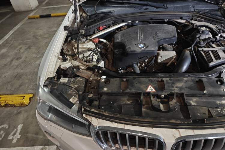 Used BMW X4 2014 xDrive20i X Design Package Engine Bay Right