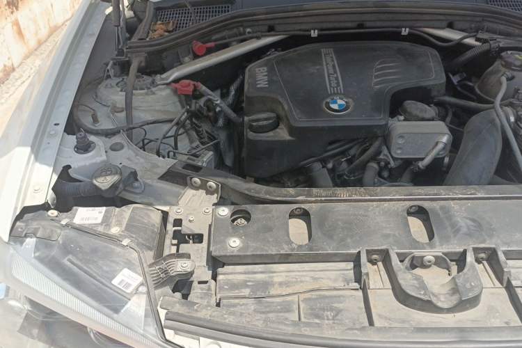 Used BMW X4 2014 xDrive20i X Design Package Engine Bay Right